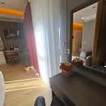 Appartement Sunny - Blloku Tirana, Near *