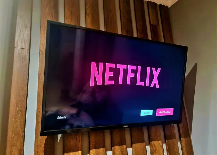 Sunny - Blloku Tirana, Near * Tirana