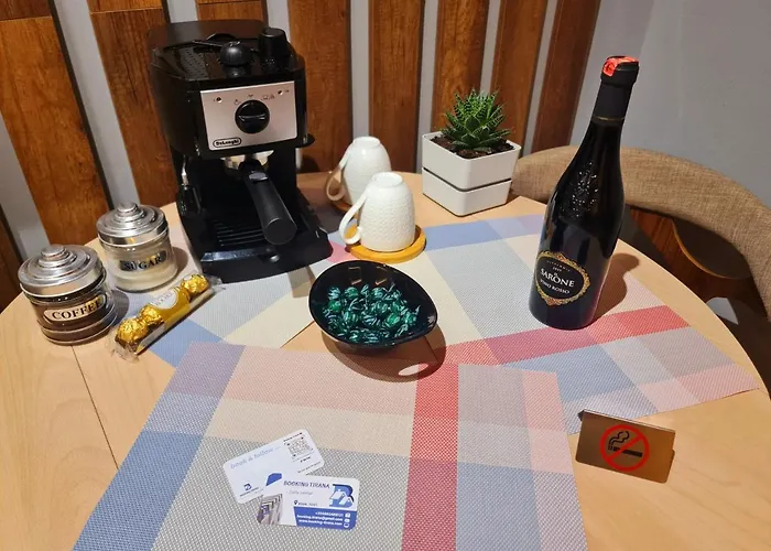 דירה Sunny - Blloku Tirana, Near