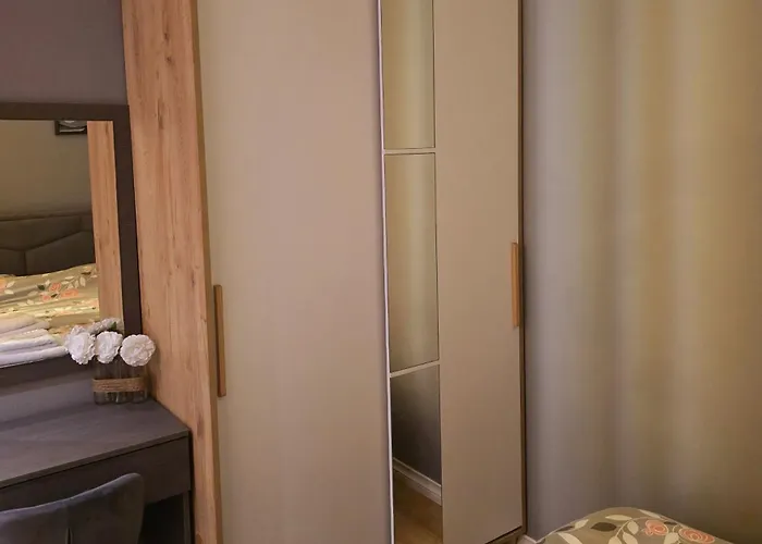 Apartment Sunny - Blloku Tirana, Near