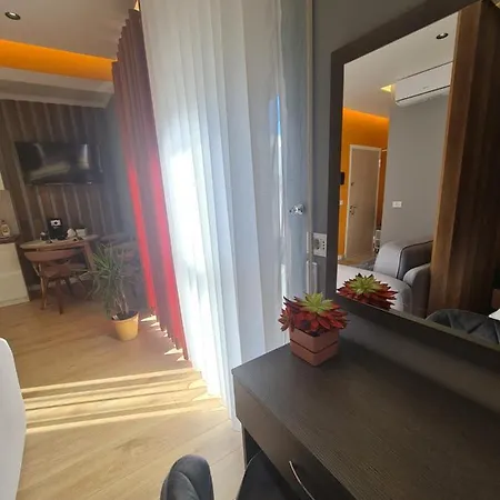 Apartment Sunny - Blloku Tirana, Near *