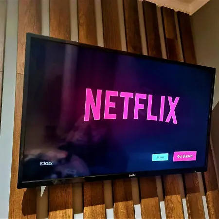 Sunny - Blloku Tirana, Near * Tirana