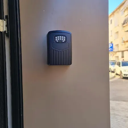 Sunny - Blloku Tirana, Near Tirana