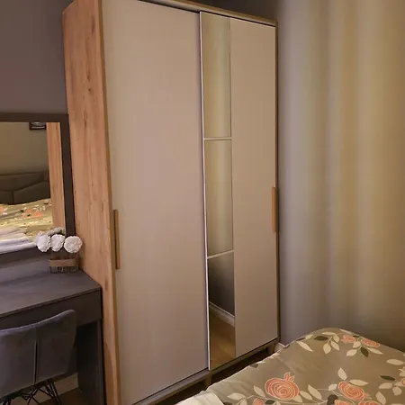 Apartment Sunny - Blloku Tirana, Near