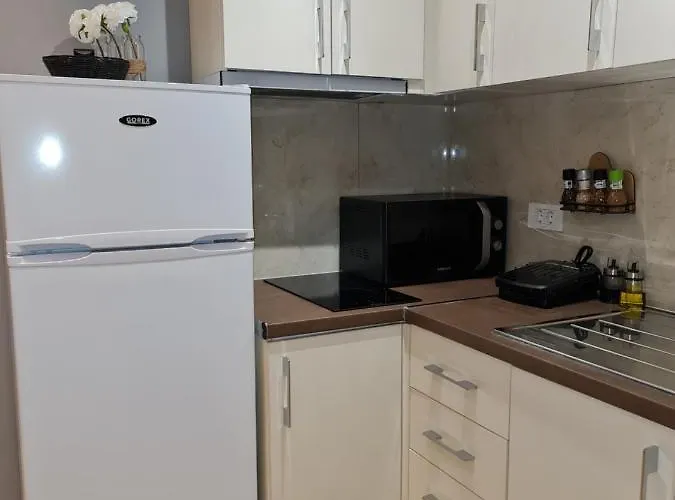 Sunny - Blloku Tirana, Near * Tirana