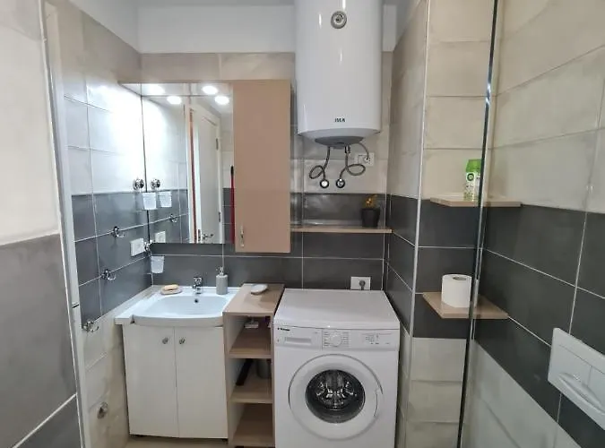 Appartement Sunny - Blloku Tirana, Near