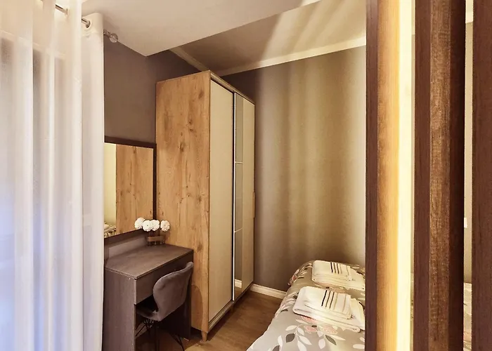 Appartement Sunny - Blloku Tirana, Near *